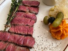 -Mark&Mars Restaurant