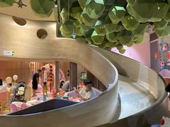 -水桶王国主题餐厅·聚会·生日派对·亲子活动·家庭套餐(亚龙湾希尔顿店)