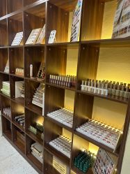 -蜜丝卡伦美甲美睫半永久