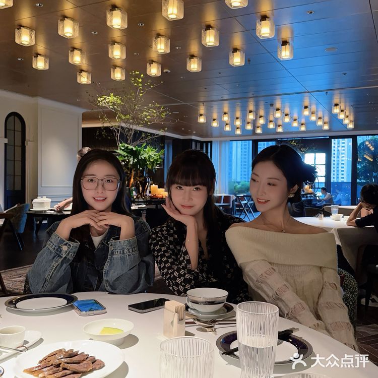 成都新荣记 不止有环境颜值！原相机无滤镜