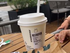 -星巴克(杭州湖滨银泰E区店)