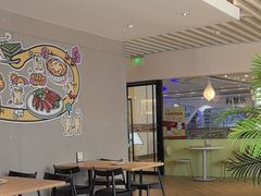-必胜客(WOW中央公园店)