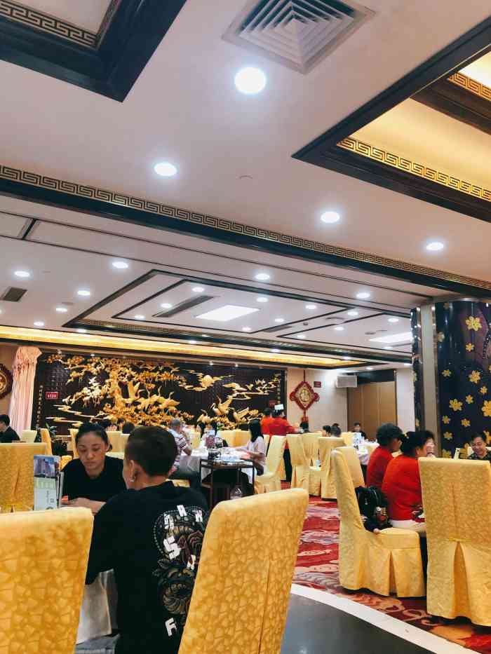 百合豪宴-"春节期间过去喝了个午茶,中午去的,人很多.