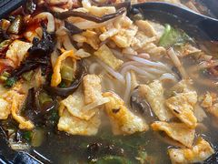 -龙记桂林米粉(财满街店)