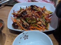 -青瓦餐厅·生鱼片·韩园烤肉(西塔店)