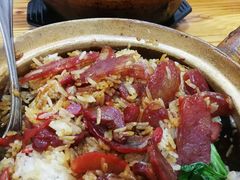 腊肠叉烧煲仔饭-壹煲口福煲仔饭(中山路店)