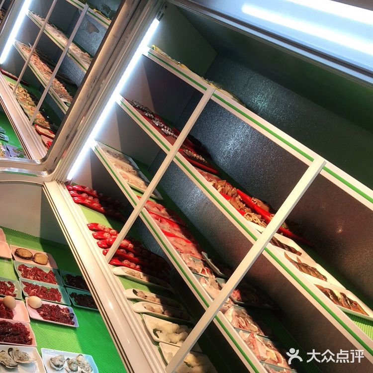 越滚越店老广煲仔粥