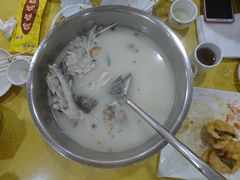 -雪野鱼头大王邢府公老店(雪野湖店)