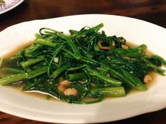-Dang restaurant (patong phuket)