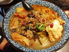 -粉家柳州螺蛳粉(杨宅路店)