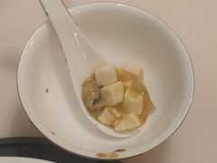 蟹粉豆腐-上海老站(徐家汇店)