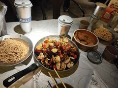 -巴厘龙虾·榜首油焖大虾(音乐学院·沿江酒馆店)