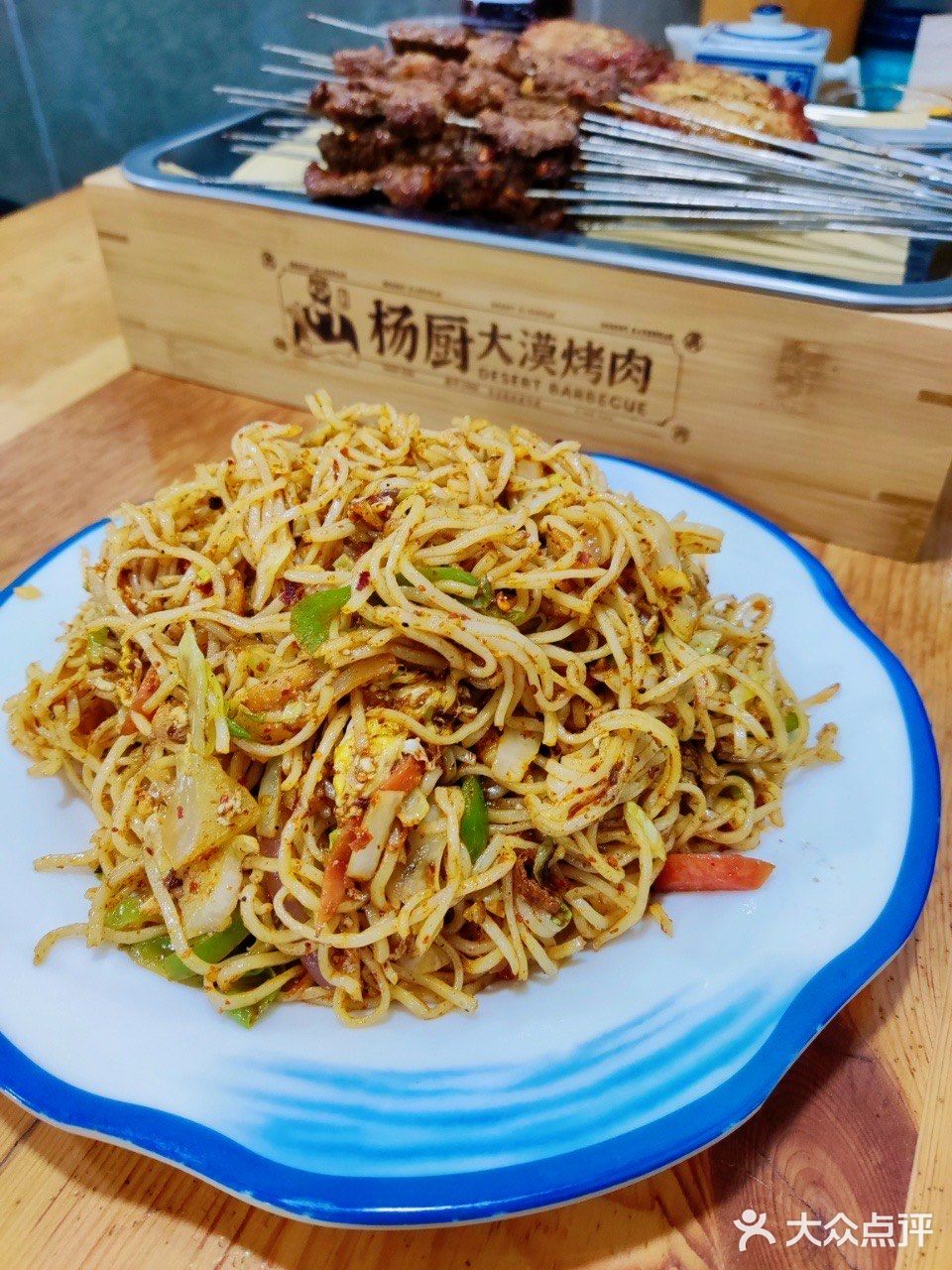 吃烤肉喝小酒，下班后的夜生活！