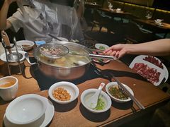 -牛焱·贵州黄牛肉火锅(城西银泰店)