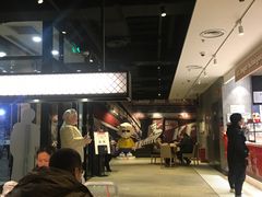 等位区-肯德基(前门店)