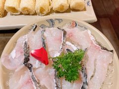 -小龙坎火锅(湖滨银泰in77店)