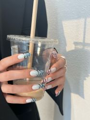 -初心纹眉洗眉·美睫专业店