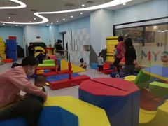 -美国谷斯妈妈早教中心 (陆家嘴店)