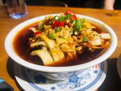 -炉小二铜锅牛蛙•川湘菜(三里屯店)