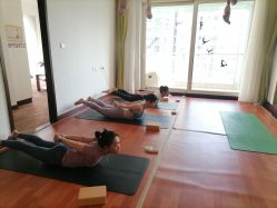 -Yvon yoga 瑜伽·精准体态管理中心