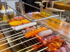 -哈尔滨小酒馆·鲜肉现穿自助烧烤(康新花园店)