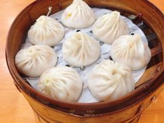 -莱莱小笼·乔艾