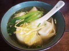 刀鱼馄饨-同得兴 Since·1995 传统苏式面馆(嘉馀坊店)