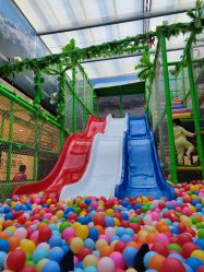 -小玩家儿童主题乐园(世茂广场店)