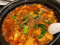 -万重锦·人文川菜馆(骡马市店)