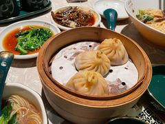 蟹粉汤包-松鹤面馆·古法焖肉面(观前店)