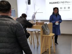 -华为授权体验店(万航渡路)