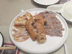 -添福来墨鱼饺子 · 海鲜东北菜(大连星海·黄浦路店)