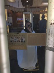 -一東造型烫发染发