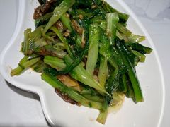 豆鼓鳞鱼油麦菜-荔粥记潮汕砂锅粥(太湖路店)