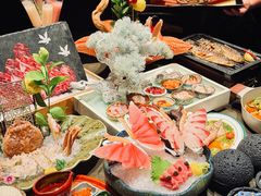 -蟹犇前•帝王蟹雪蟹(陆家嘴店)