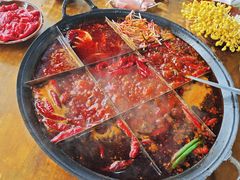 -正南齊北重庆老火锅(光华村直营店)