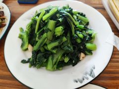 -美顺香食府鱼头老店(雪野湖店)