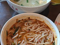 -建新园过桥米线(老街店)