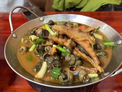 -芦茨金富饭庄·25年老字号·专做稻草鸡