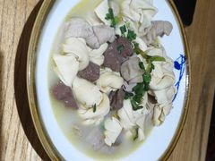 -吴越荣记苏州菜·松鼠桂鱼100%活鱼现做(斜塘老街店)