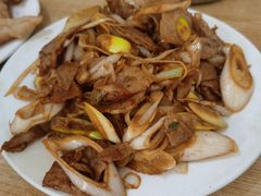 葱爆肉片-东北特色菜馆(珞喻东路店)