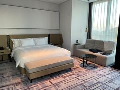 -大连星海皇冠假日酒店