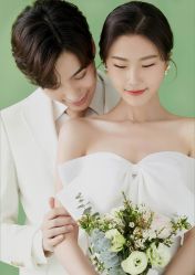 -蒙太奇婚纱摄影(万达店)