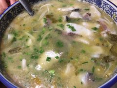 -自贡盐帮菜·玩辣餐厅(樱花园西街店)