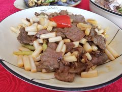 藕丁炒牛肉-棠记海鲜餐厅(南朗镇店)