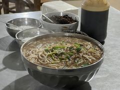 -正宗杨记普洱酸醋米线(总店)