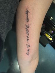 -周忆刺青原创设计定制