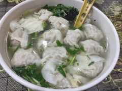 -石门侯·石门馄饨侯(革新北街店)