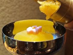 -月亮眼花园餐厅书吧酒吧