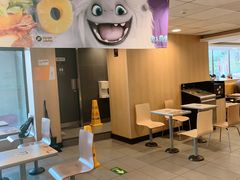 -麦当劳(军博店)